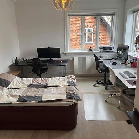 Familievenlig Lejlighed Taet Pa Amager Strand コペンハーゲン エクステリア 写真