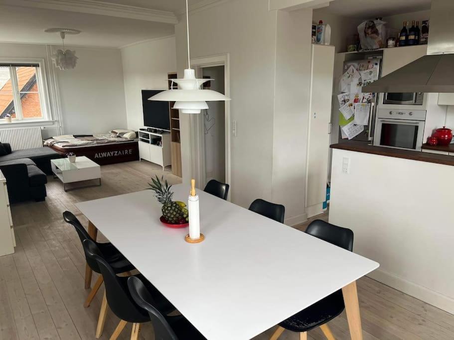 Familievenlig Lejlighed Taet Pa Amager Strand コペンハーゲン エクステリア 写真